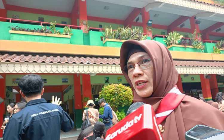 Prabowo dan Bill Gates Lihat Kualitas MBG di SDN Jati 03 Jaktim