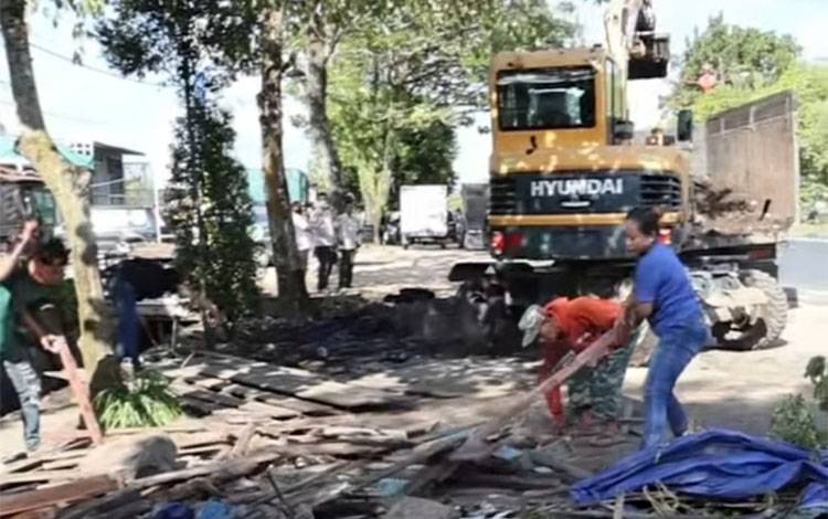 Dewan Dukung Penertiban Bangunan di Atas Drainase di Palangka Raya