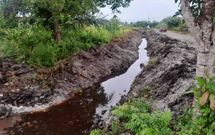 Anggota DPRD Palangka Raya Soroti Pentingnya Perencanaan Matang dalam Pengelolaan Drainase Kota