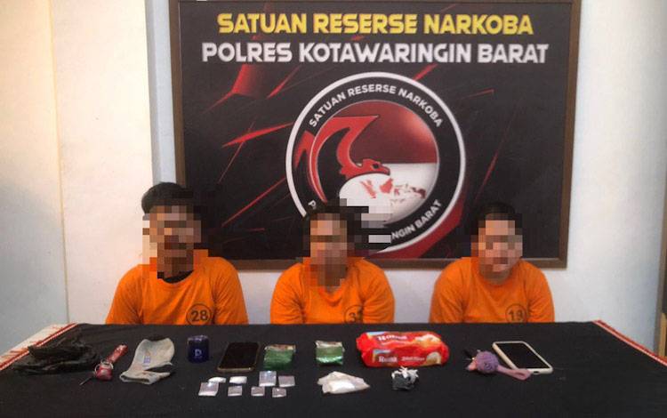 Tiga Pemilik Narkoba Jenis Sabu Ditangkap Polres Kobar
