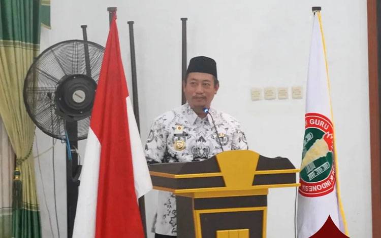 Bupati Sukamara Apresiasi Para Guru Pamong dan Tenaga Pendidikan