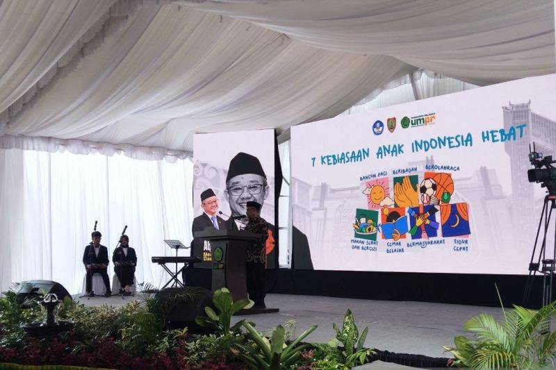 Mendikdasmen Luncurkan Tujuh Kebiasaan Anak Indonesia Hebat di Kalteng
