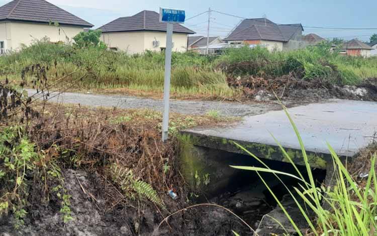 Saluran Pembuangan Air dan Limbah Rumah Tangga di Perumahan Harus Mengalir Lancar