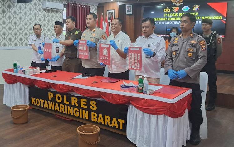 Polres Kobar Ungkap 13 Kasus Narkoba dan Musnahkan Lebih 177 Gram Barang Bukti