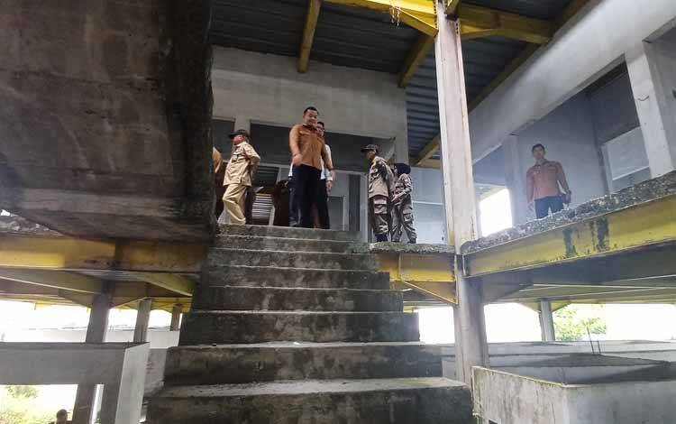 Pemkab Kotim dan Penyedia Jasa Diminta Segera Cari Solusi agar Pasar Mangkikit Difungsikan