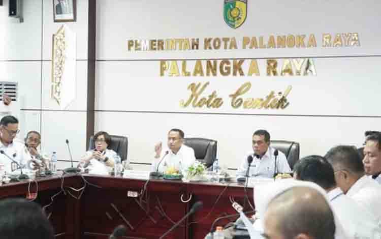 Wali Kota Palangka Raya Evaluasi Capaian 100 Hari Kerja