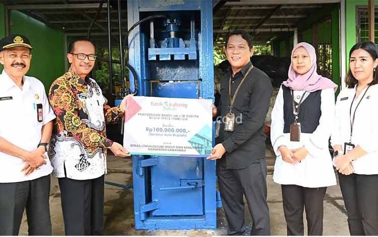 Pemkab Lamandau Terima Bantuan CSR Mesin Press Hidrolik dari Bank Kalteng