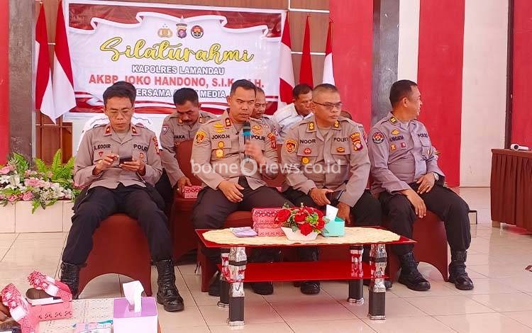 Kapolres Lamandau Joko Handono, S.IK MH saat acara Silaturahmi dengan awak media, Kamis, 15 Mei 2025.