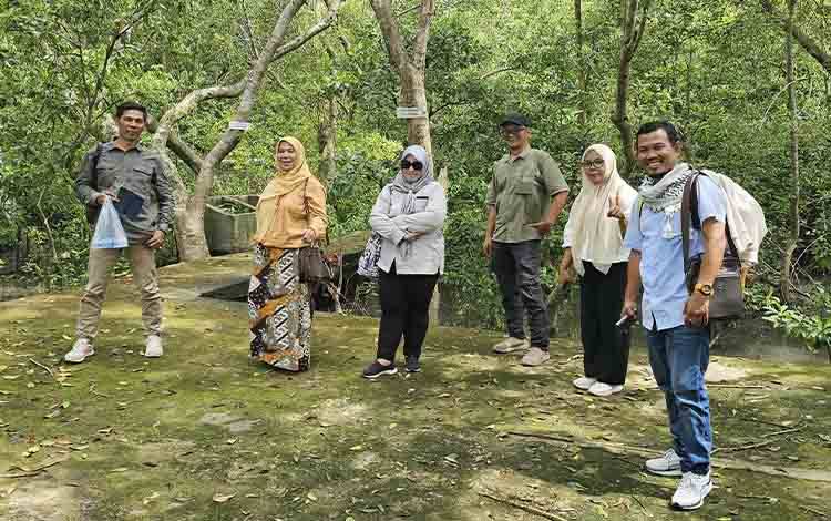 Studi Ekskursi Mahasiswa S3 PSL USU Telusuri Ekologi-Sosial Pesisir Medan: Membangun Koneksi Ilmu, Ruang, dan Masyarakat