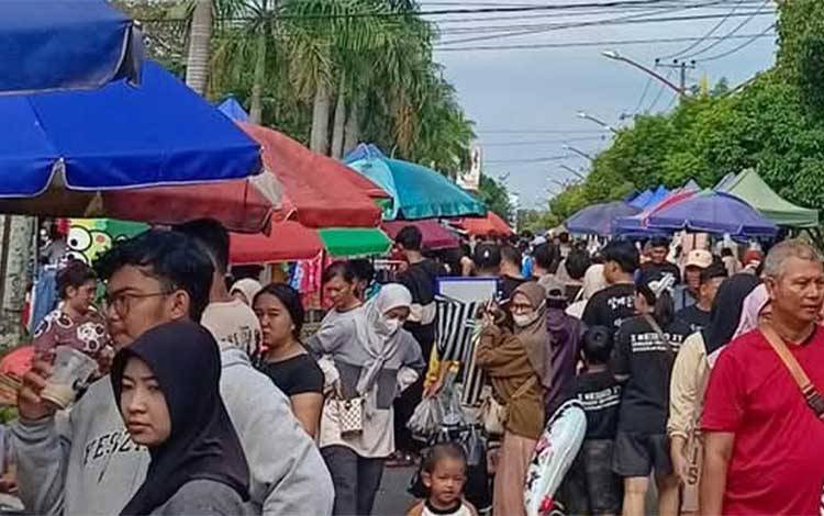Dewan Dorong Pemko Palangka Raya Bentuk Sentra Kuliner, Pastikan Relokasi PKL Lebih Layak dan Bersih