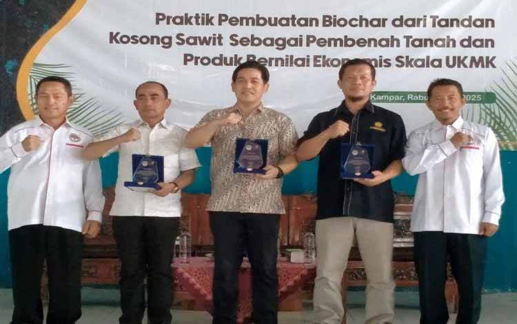 BPDP Dukung Pemanfaatan Tandan Kosong Kelapa Sawit untuk Produksi Biochar