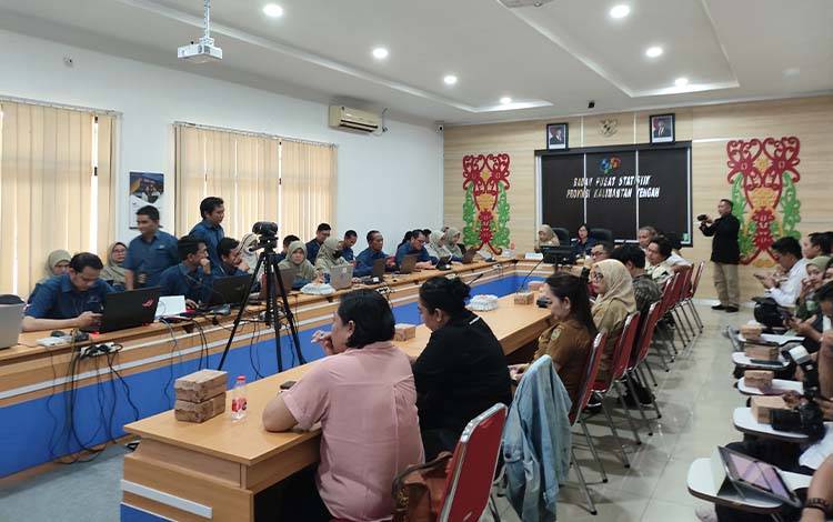 Kalteng Alami Penurunan Status Pekerjaan Formal