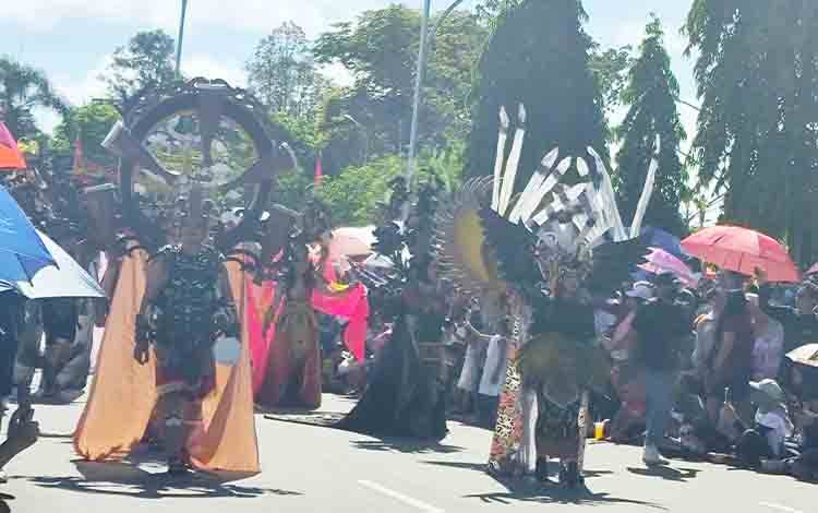 Gubernur Kalteng: Karnaval Budaya Jadi Ajang Positif bagi Generasi Muda