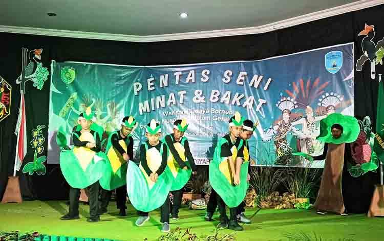 Peluncuran Buku Antologi Puisi SDMP, Kreativitas dalam Literasi