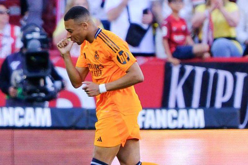 Real Madrid Amankan Kemenangan 2-0 Kontra Sembilan Pemain Sevilla