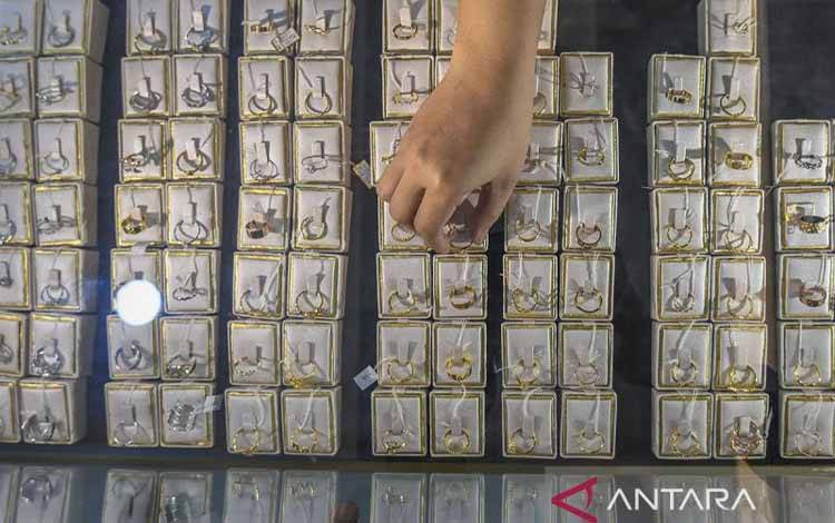 Harga Emas Antam-UBS-Galeri24 di Pegadaian Stabil pada 19 Mei