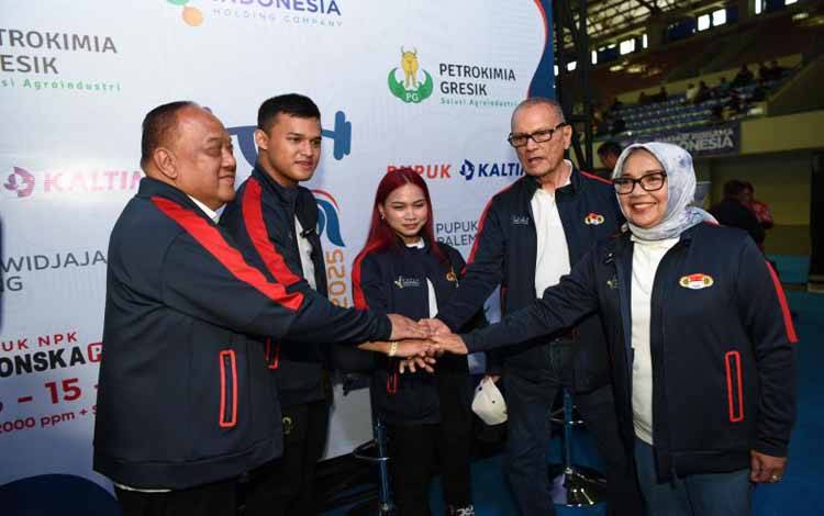 Rizki Juniansyah Fokus di Kelas 79kg Hadapi Regulasi Baru Angkat Besi