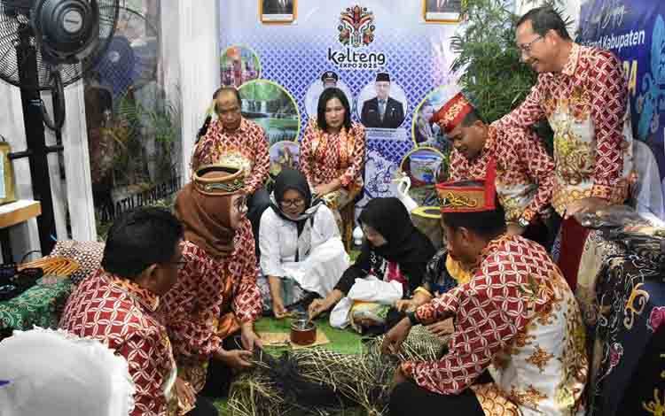 Barito Utara Tampilkan Produk Unggulan di Kalteng Expo 2025