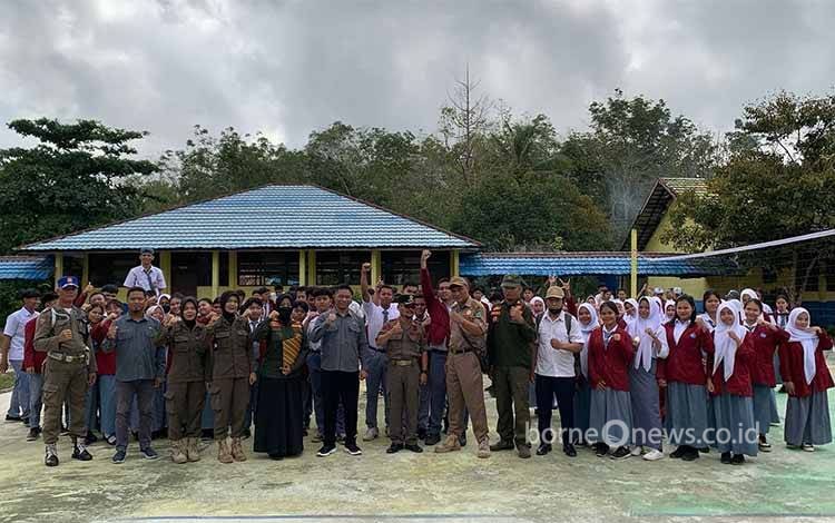 Satpol PP Sosialisasikan Pencegahan Kenakalan Remaja di SMA Negeri 1 Kapuas Hilir