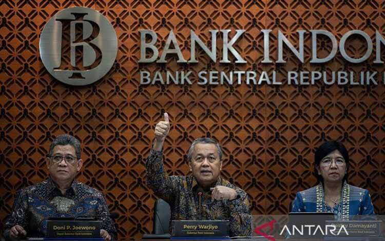 LPEM UI Sarankan BI Pertahankan Suku Bunga Demi Jaga Rupiah