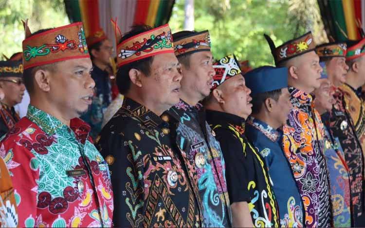 Bupati Seruyan Hadiri Apel Besar dan Pemberian Gelar Adat di Kalimantan Tengah