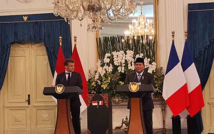 Prabowo-Macron Tinjau Bersama Diklat Militer di Magelang pada Kamis