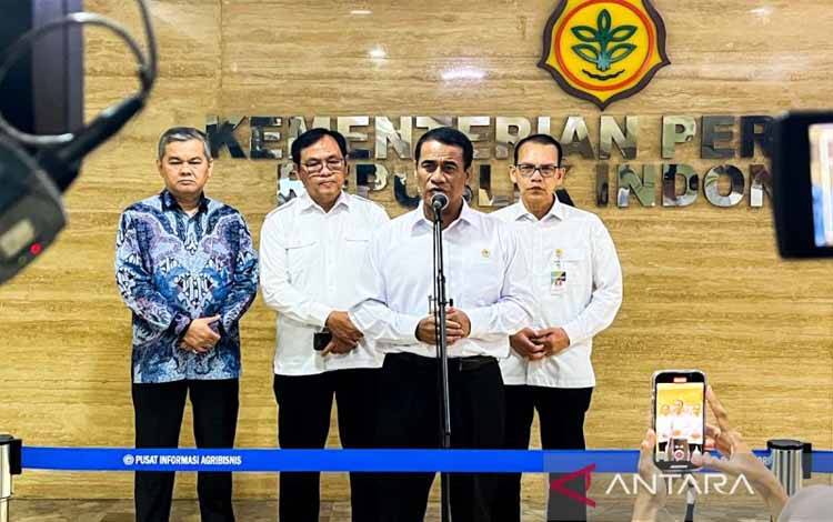 Mentan Sebut Butuh Pertimbangan Sebelum Lakukan Impor ke AS