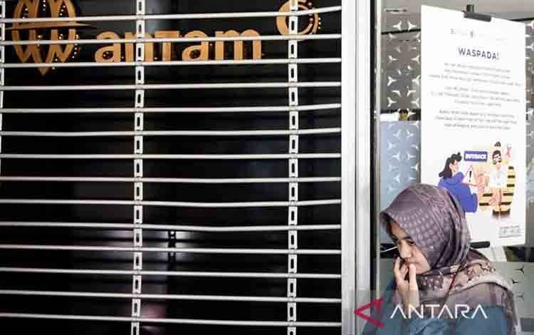 Senin ini Harga Emas Antam Anjlok Rp50.000 Jadi Segini