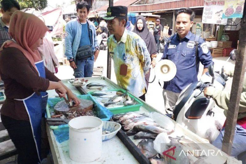 Pemkab Kotim Ajak Pedagang Pinggir Jalan Isi Lapak Pasar Keramat
