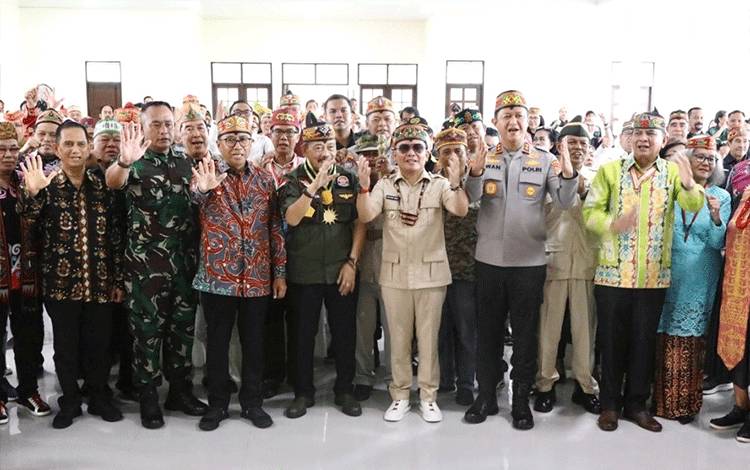 DAD Kalteng Ajak GERDAYAK Kembangkan SDM Dayak Menuju Indonesia Emas