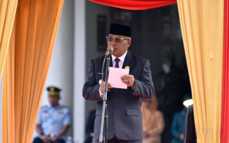 Wabup Kobar Pimpin Upacara Hari Lahir Pancasila