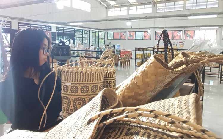 Swalayan UMKM Ditargetkan Tampung Produk Lokal dari 185 Kelurahan dan Desa di Kotim