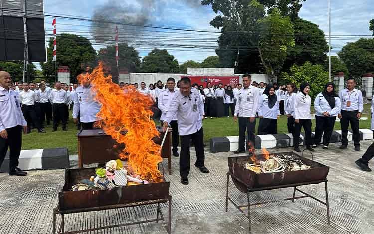 Kakanwil Ditjenpas Kalteng Pimpin Ikrar Anti Narkoba dan HP, Dukung Pemasyarakatan Zero Halinar