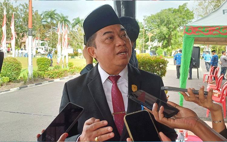 DPRD Kotim Dukung Pemindahan Dermaga Barang ke Bagendang