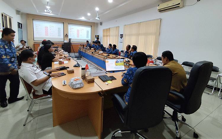 Kelompok Pakaian dan Alas Kaki Alami Inflasi 2,07 Persen di Kalteng