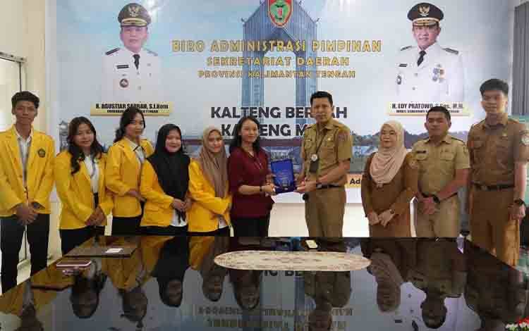 Biro Adpim Setda Kalteng Lepas Mahasiswa Magang MBKM Universitas Palangka Raya