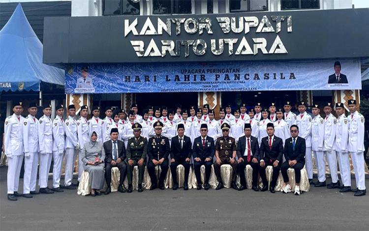 Paskibraka Barut Angkatan 2024 Tuntaskan Tugas Terakhir pada Peringatan Harlah Pancasila 2025