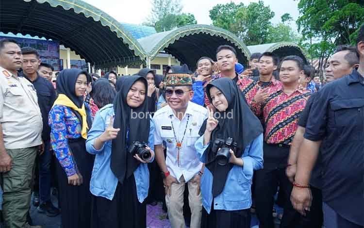Tinjau SMKN 1 Pangkalan Bun, Gubernur Dorong Penguatan Pendidikan Vokasi