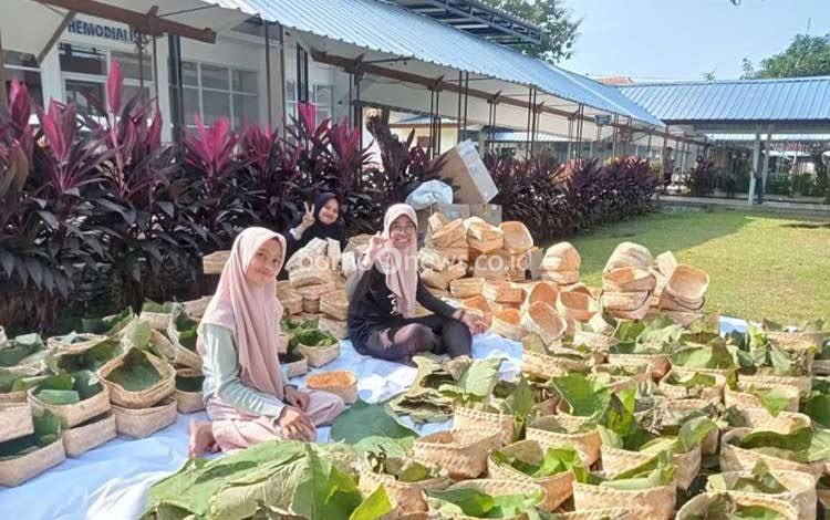 Lazisnu: Distribusi Hewan Kurban Gunakan Besek, Wujud Ramah Lingkungan
