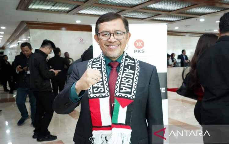 Komisi I DPR Kecam Insiden Penabrakan Bus Jamaah Haji Palestina