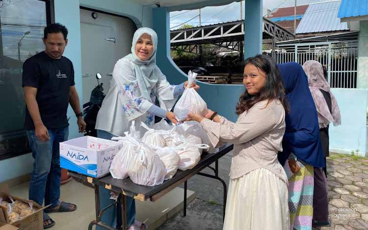 Borneonews, Palangka Post dan Koperasi MSB Kembali Kurban 2 Ekor Sapi