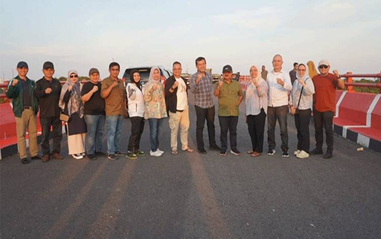 Pemprov Kalteng dan Swasta Siap Sinergi Selesaikan Akses Jembatan Jelai