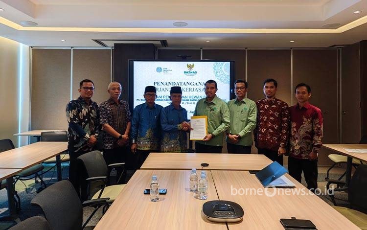 PT Sawit Sumbermas Sarana Tbk dan BAZNAS Kobar Tandatangani Kerja Sama Penyaluran Hewan Kurban 1446 H/2025 M