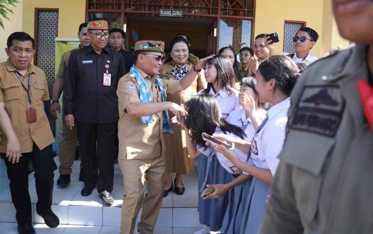 Gubernur Agustiar Sabran Ajak Siswa SMAN 3 Palangka Raya Jauhi Narkoba dan Pergaulan Bebas
