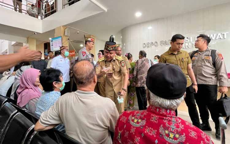 Gubernur Sidak RSUD Doris Sylvanus Pastikan Layanan Kesehatan Optimal