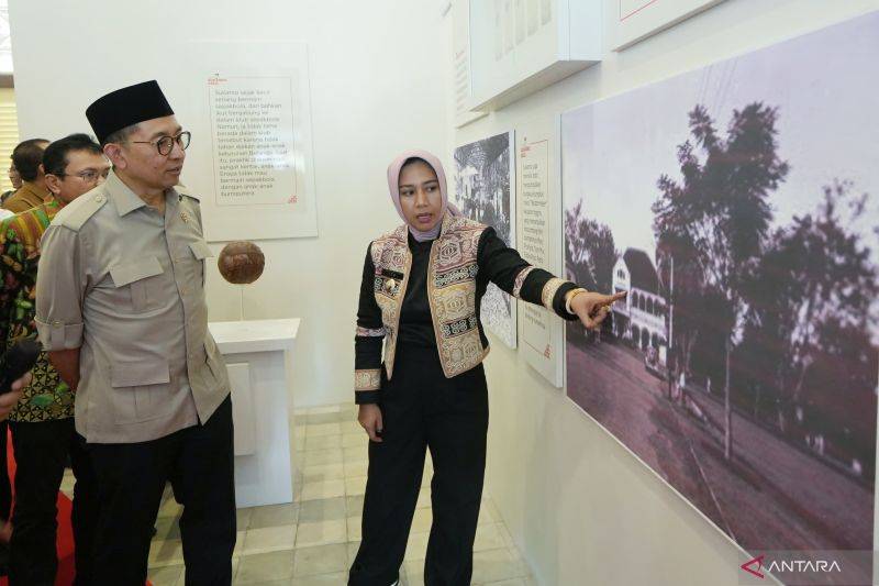 Menteri Kebudayaan Resmikan Galeri Soekarno Kecil di Kota Mojokerto