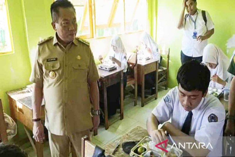 Pemkab Kapuas Luncurkan Program Makan Bergizi Gratis di Sekolah
