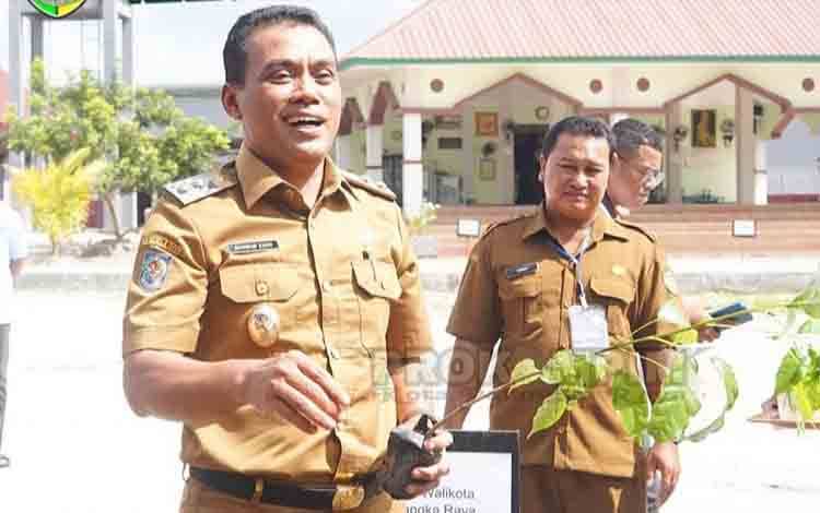 Wakil Wali Kota Palangka Raya Ajak Masyarakat Jaga Penghijauan