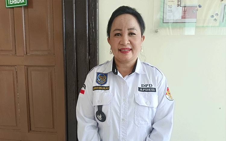 Ketua DPC APDESI Pulpis Hadiri Sidang Perdana Kades Ramang sebagai Bentuk Solidaritas