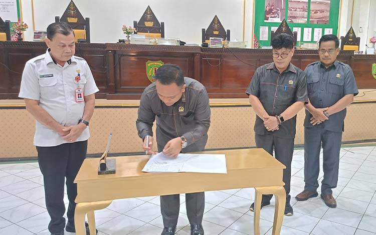 DPRD Bartim Bahas 25 Raperda Prioritas Tahun Ini, Termasuk Raperda Miras dan Pencegahan Perkawinan Anak